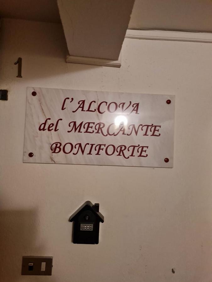 Suite Del Mercante Mantova Exterior photo